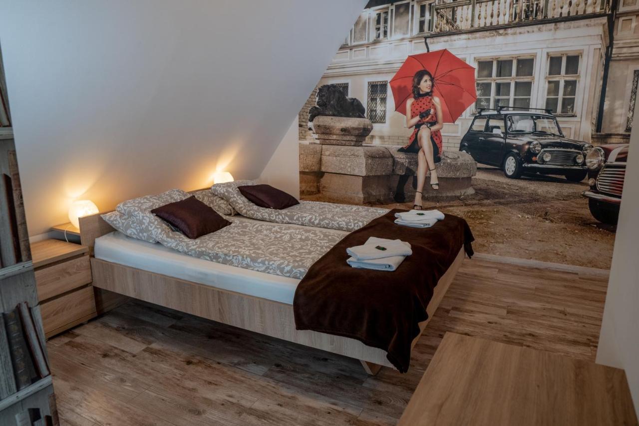 Bed and Breakfast F57 - Franko Csaladi Panzio Balatonlelle Zewnętrze zdjęcie